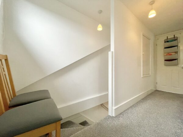 Maisonette First & Second Floors, Long Lane, London N3 2PU