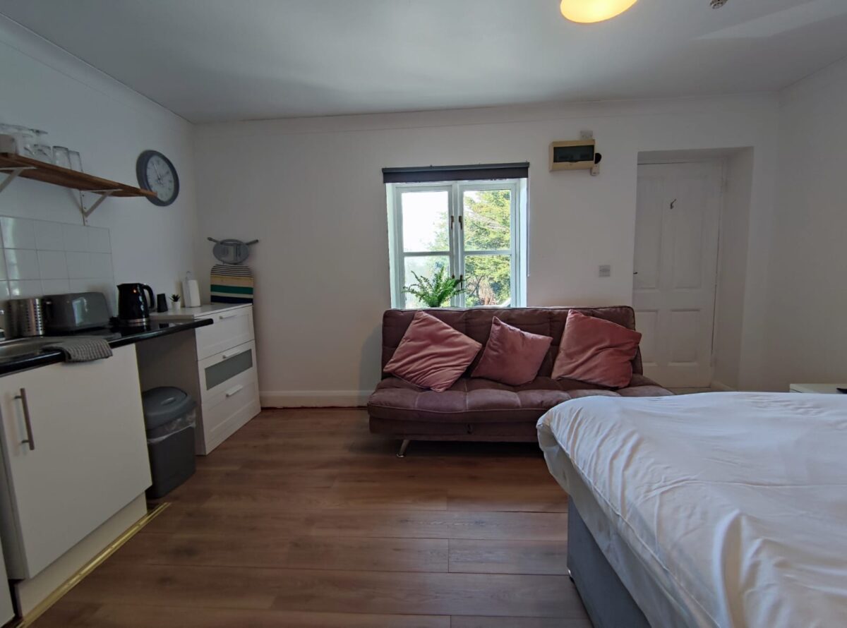 171 London Road, TN13 2TA