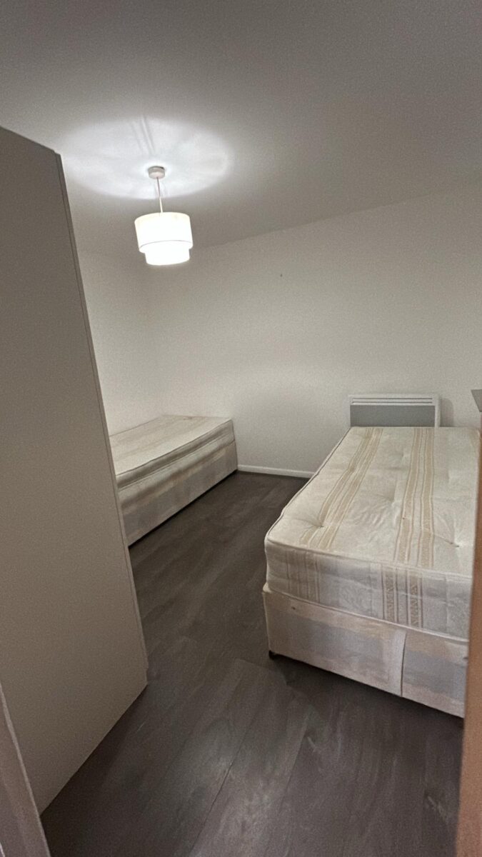 Clapton Common, London, E5 9AB