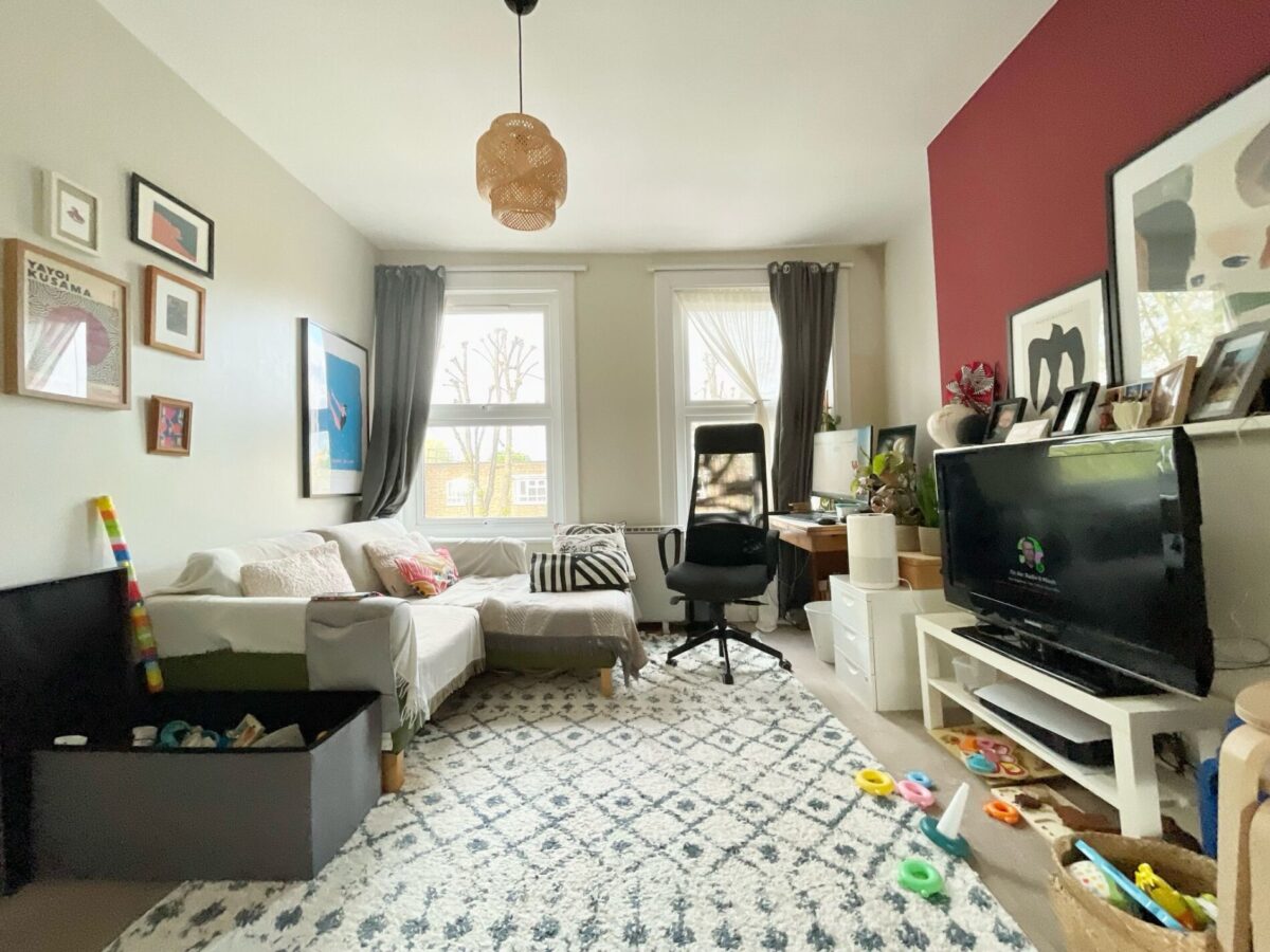 Queen Elizabeth's Walk, London, N16 5UZ