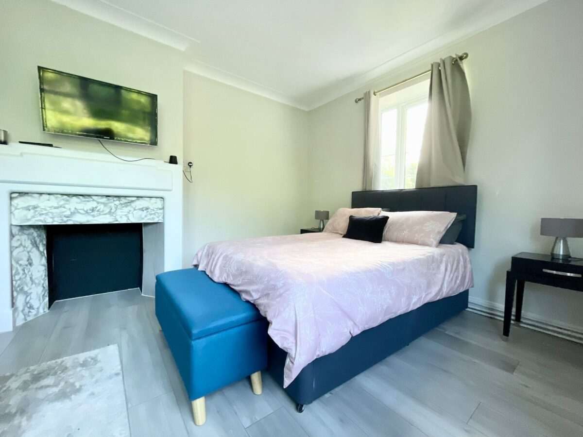 Monarch Court, London, N2 0RB