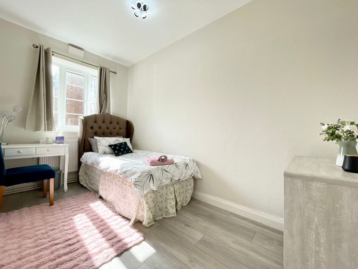Monarch Court, London, N2 0RB
