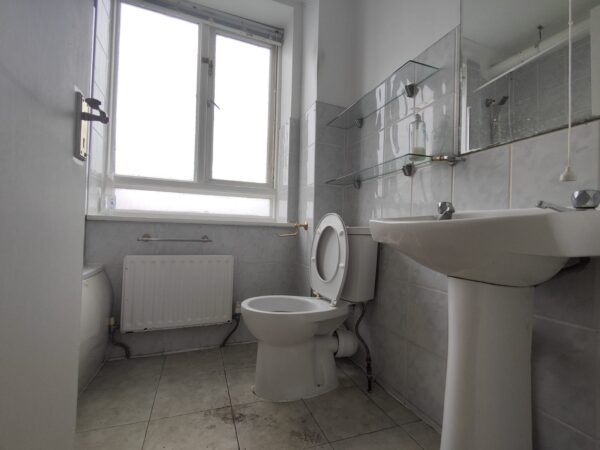 Wrens Park House Warwick Grove, London, E5 9LT