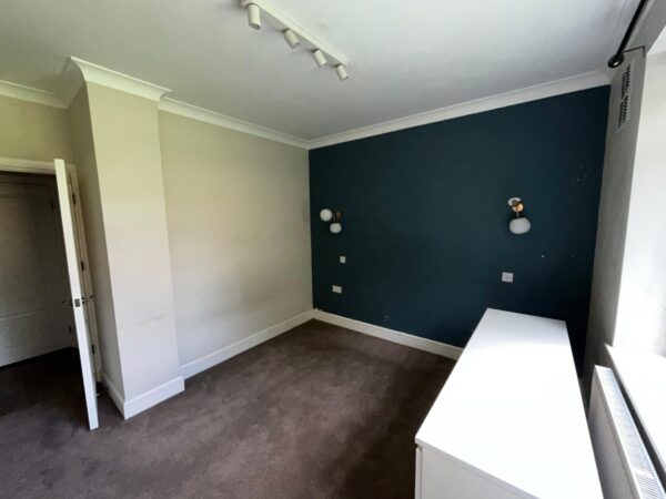 Flat 12, Richmond Court, SW15 6TN