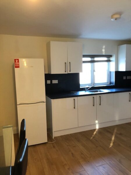 Almond Grove, Brentford, TW8 8NL