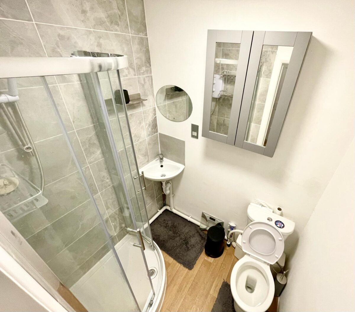 Queen Elizabeth's Walk, London, N16 5UZ