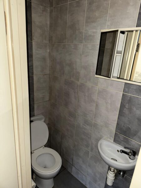 198 Shelbourne Road, London N17 9YB
