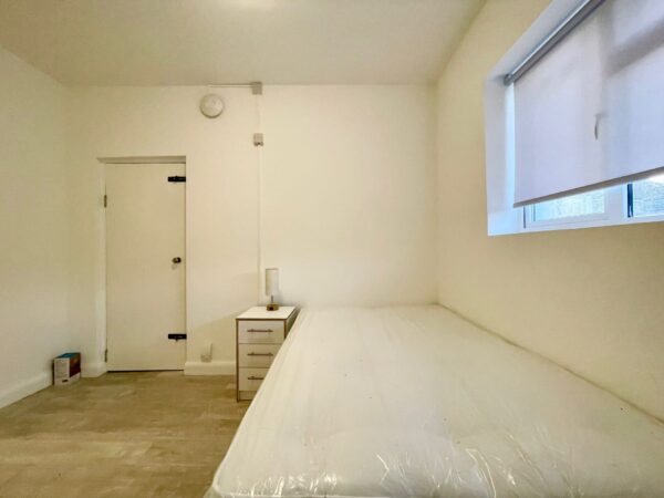 Shelbourne Road, London N17 9YB