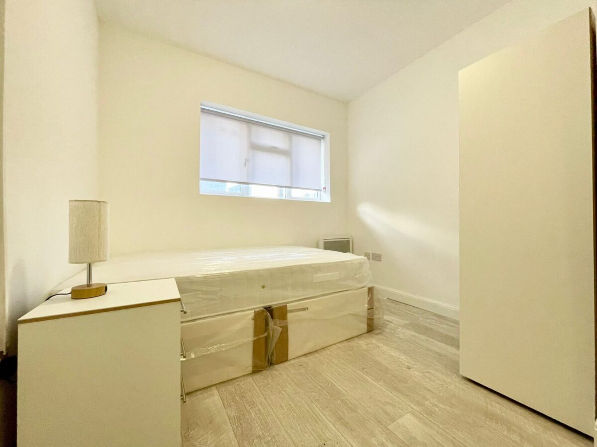 Shelbourne Road, London N17 9YB