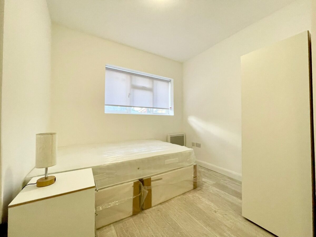 Shelbourne Road, London N17 9YB