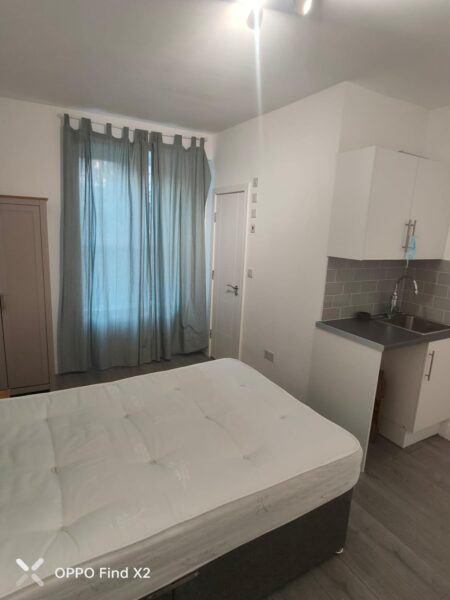 Ladbroke Grove, W10 5LZ