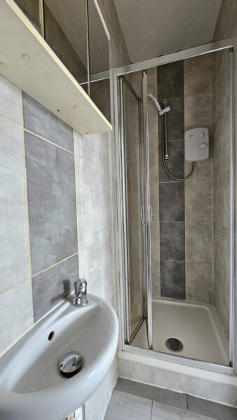 Shelbourne Road, London N17 9YB