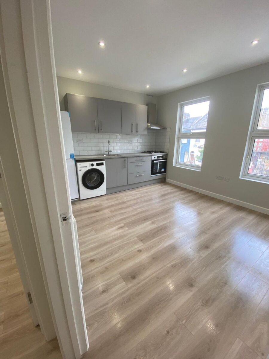 Pevensey Rd, London E7 0AH