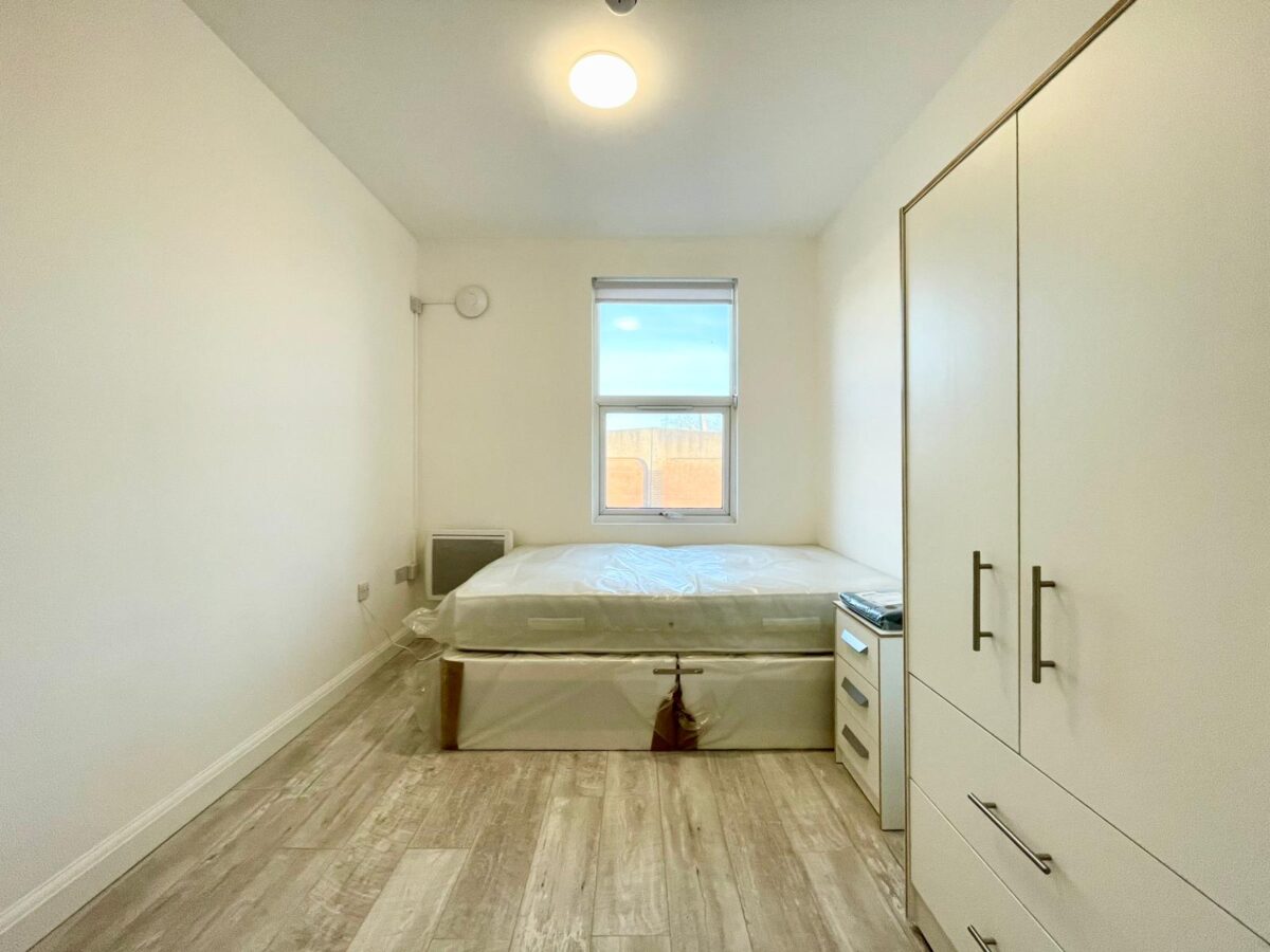 Shelbourne Road, London N17 9YB