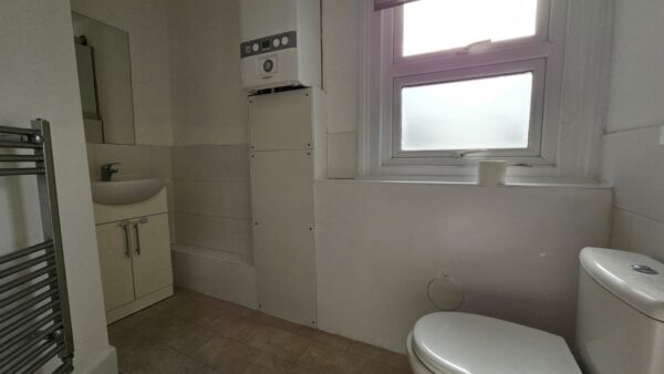 Long Lane, London, N3 2PU