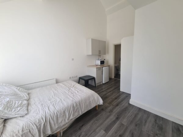 Parkwood Road, Isleworth, Hounslow, TW7 5HD