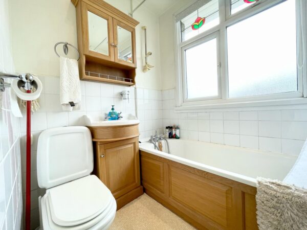 Somerset Avenue, Luton, LU2 0PN