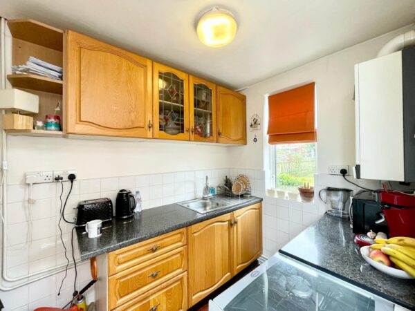 Somerset Avenue, Luton, LU2 0PN