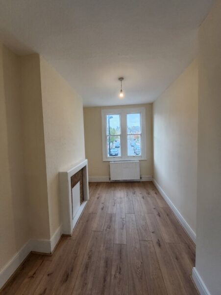 29 Hichisson Road, London SE15 3AN