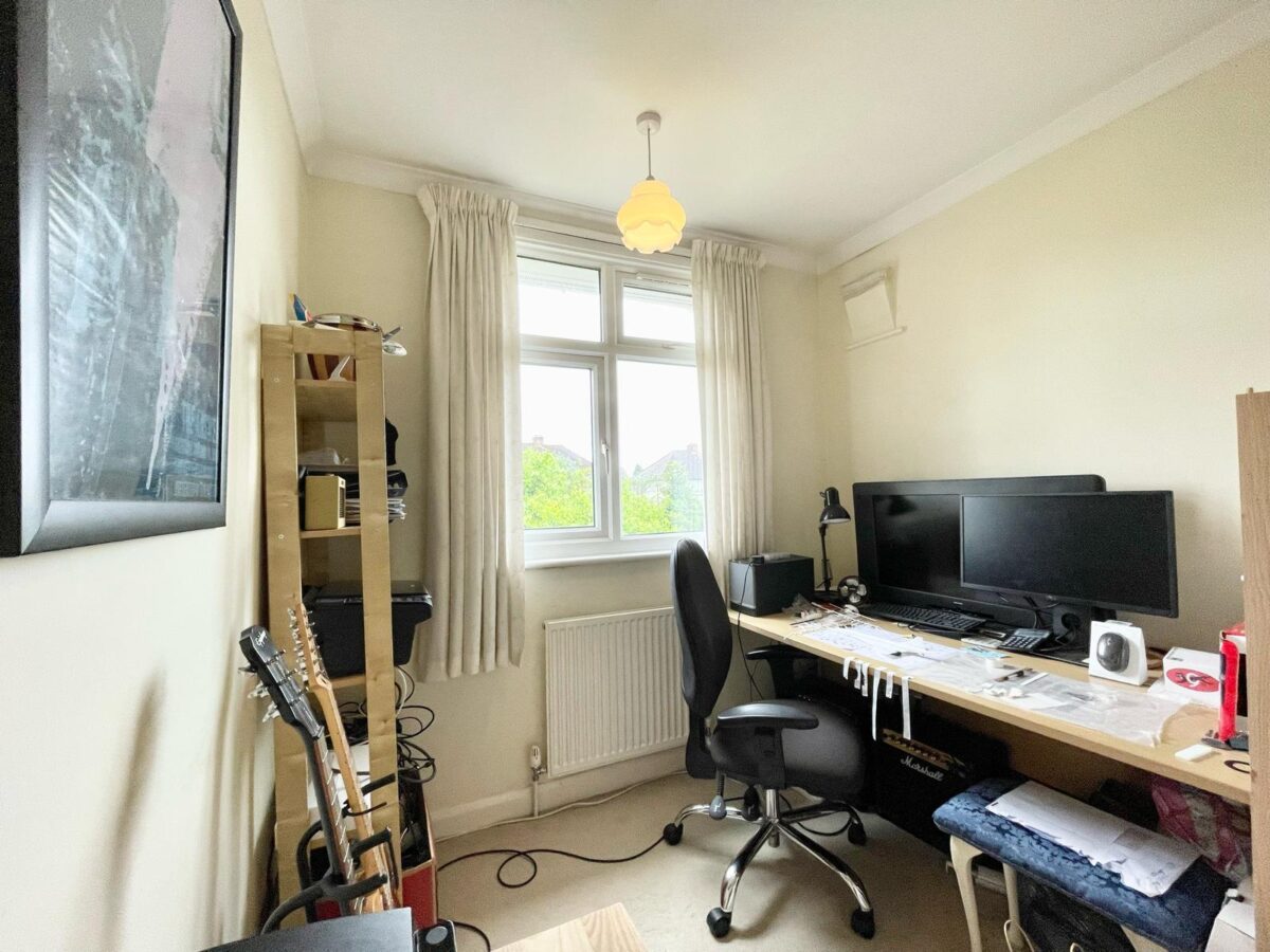 Somerset Avenue, Luton, LU2 0PN