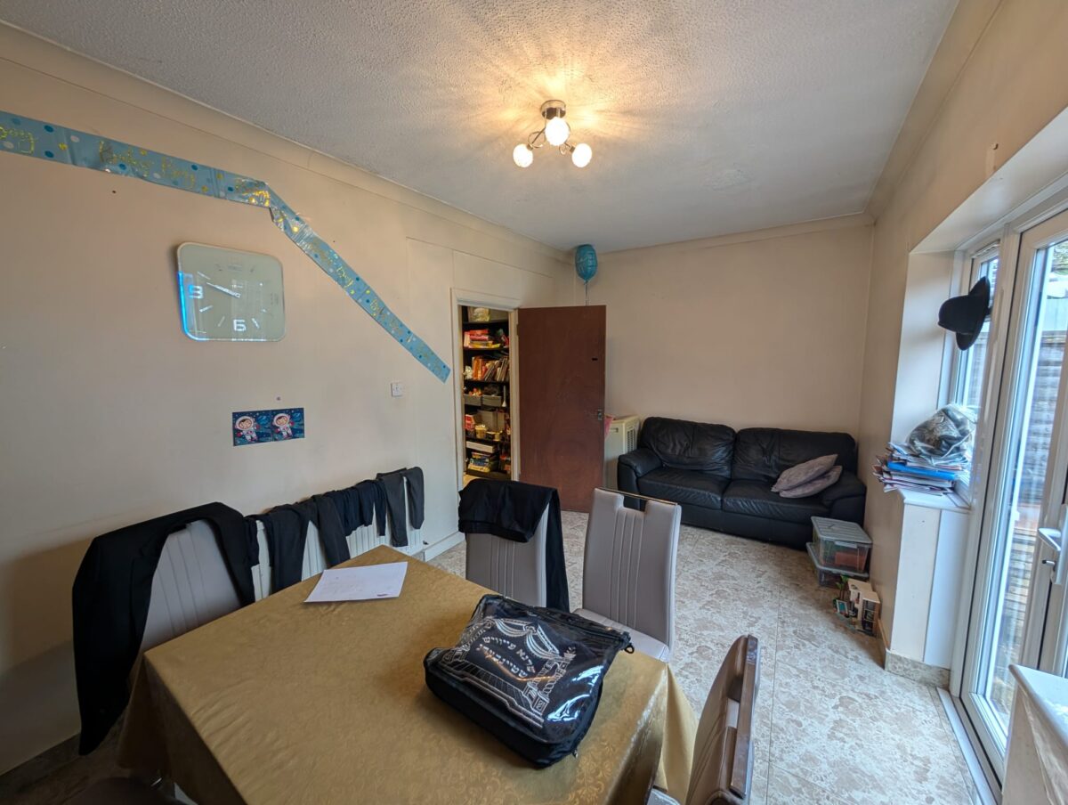 Mowbray Road, Edgware, Greater London, HA8 8JG