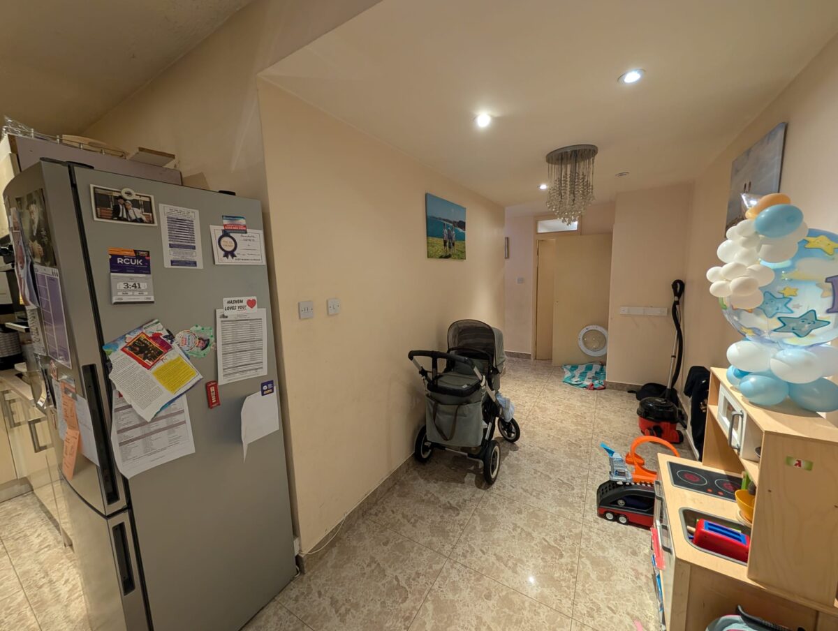 Mowbray Road, Edgware, Greater London, HA8 8JG