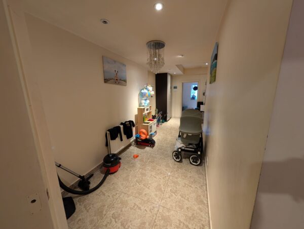 Mowbray Road, Edgware, Greater London, HA8 8JG