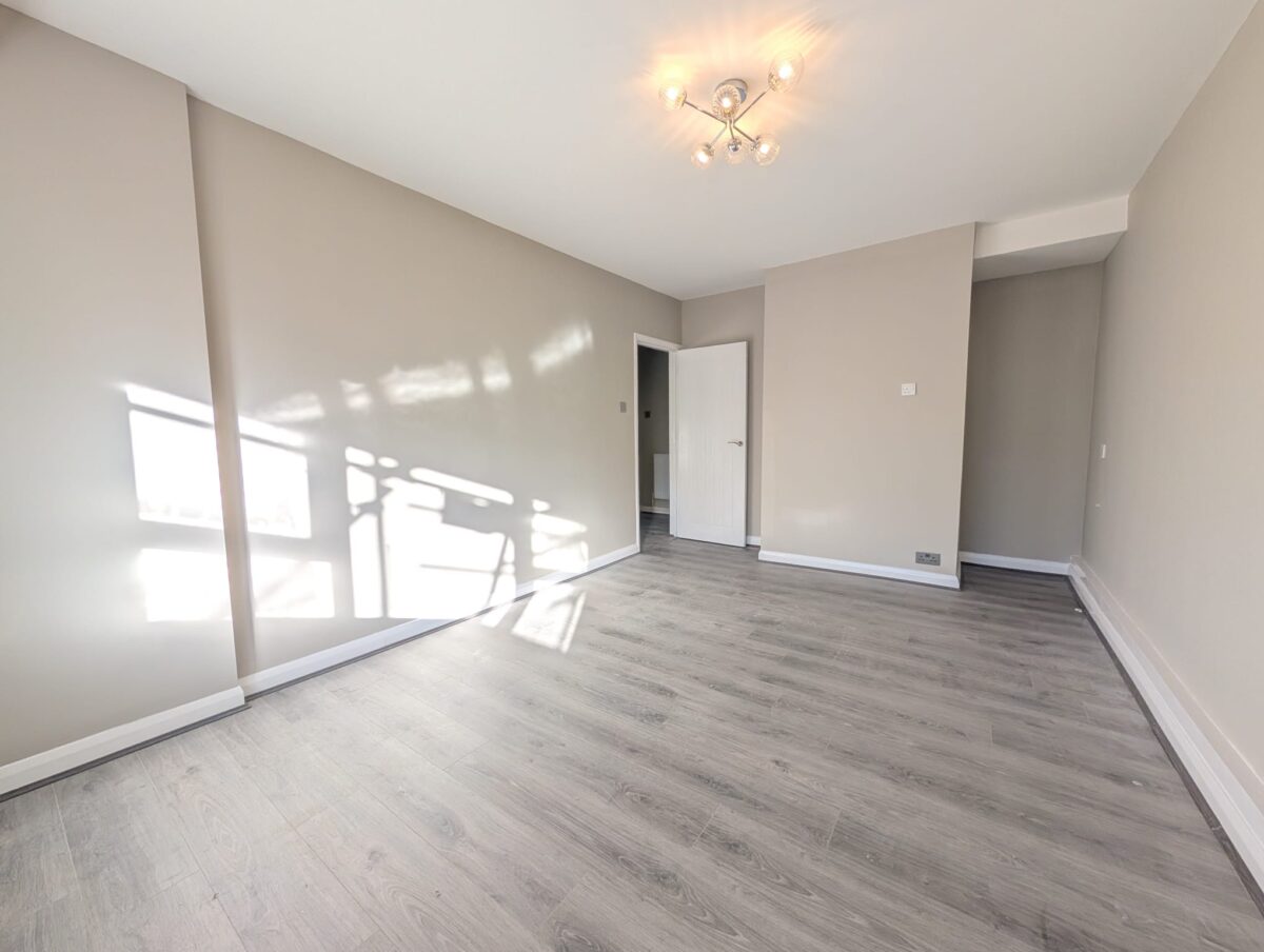 Thirsk Road, Borehamwood, WD6 5AX