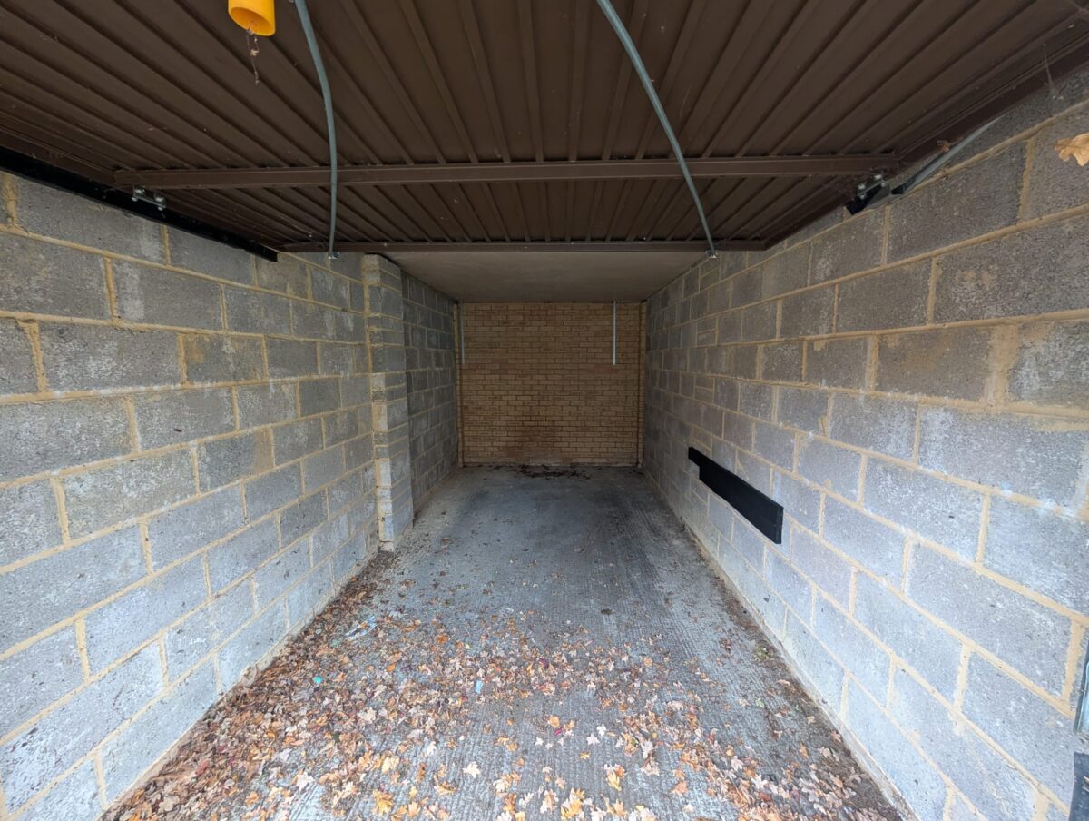 Ashford Court, Cranmer Road, Edgware, HA8 8UD