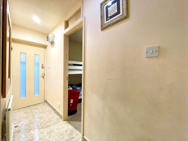 Mowbray Road, Edgware, Greater London, HA8 8JG