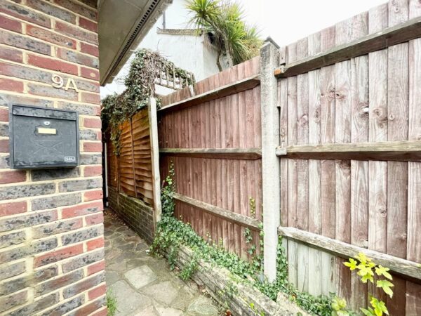 Mowbray Road, Edgware, Greater London, HA8 8JG