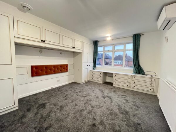 Blackwell Gardens Edgware HA8 8QA