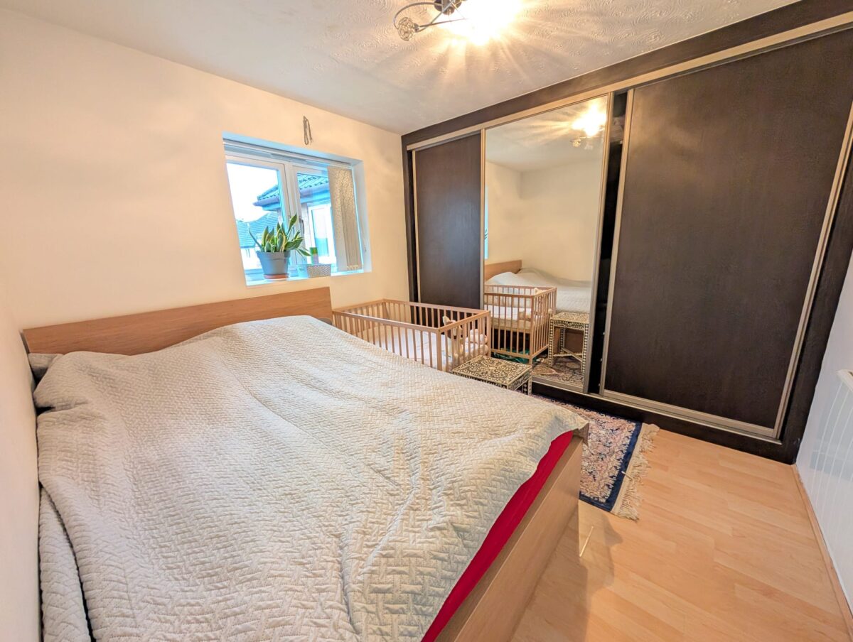 Moray Close, Edgware, HA8 8AT