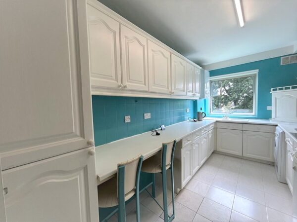 Broadfields Heights, Broadfields Ave, Edgware HA8 8PF