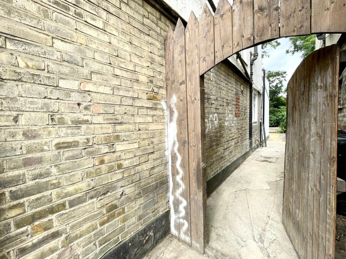 Brentmead Place, London, NW11 9LJ