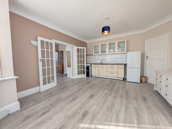 St Margarets Road, HA8 9UT