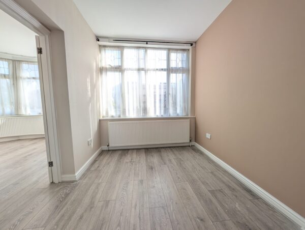 St Margarets Road, HA8 9UT