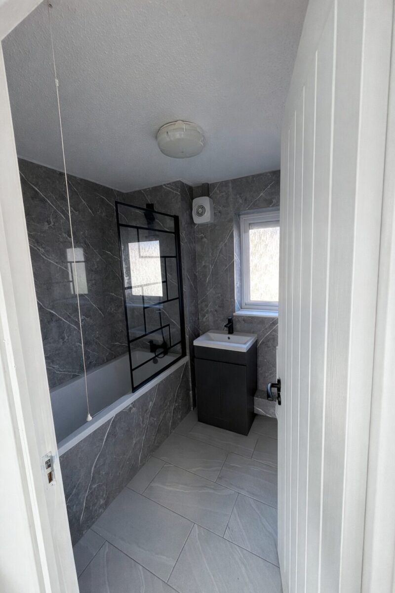 Elsworth Close, Bedfont, Hounslow, Middlesex, TW14 8SF