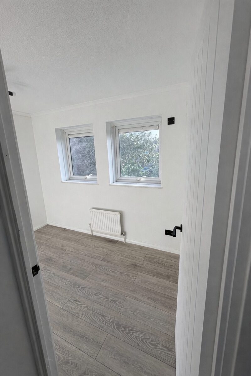 Elsworth Close, Bedfont, Hounslow, Middlesex, TW14 8SF