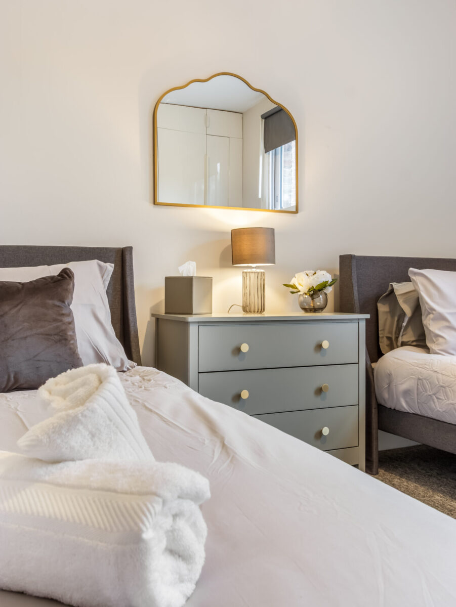 Manor Park Crescent, Edgware, HA8 7NL