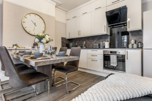 Manor Park Crescent, Edgware, HA8 7NL