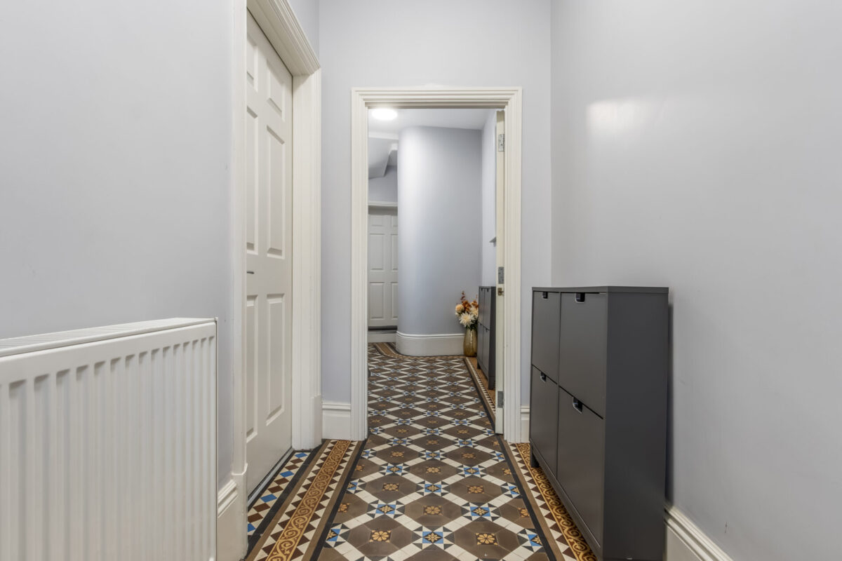 Manor Park Crescent, Edgware, HA8 7NL