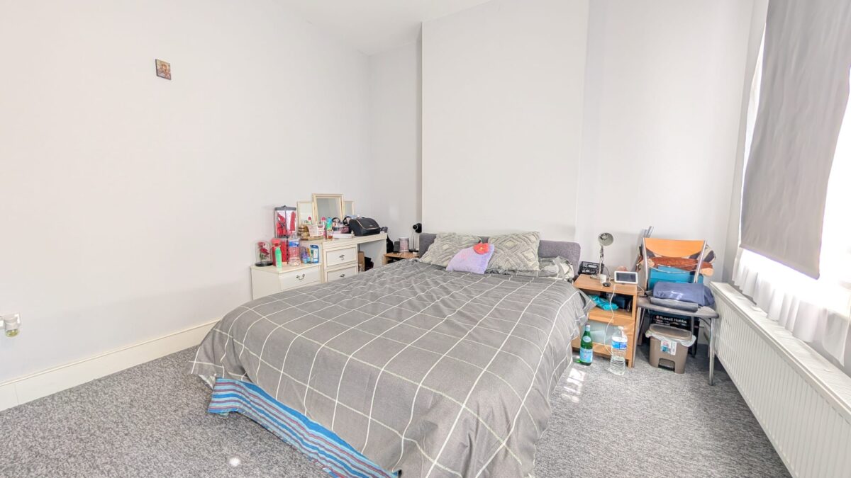 Manor Park Crescent, Edgware, HA8 7NL