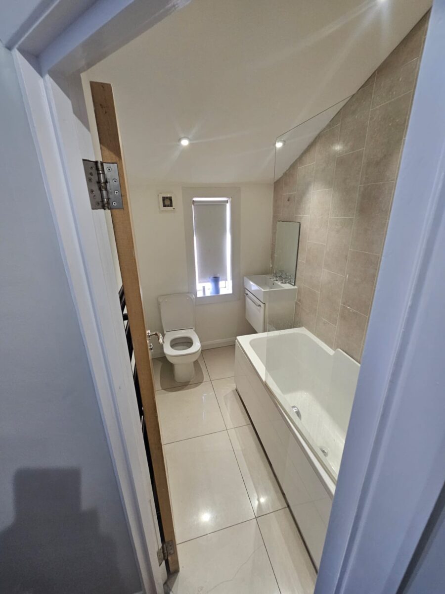 Fairfield Street, London, SW18 1DY