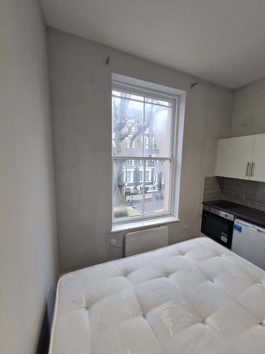 176 Ladbroke Grove, London, W10 5LZ