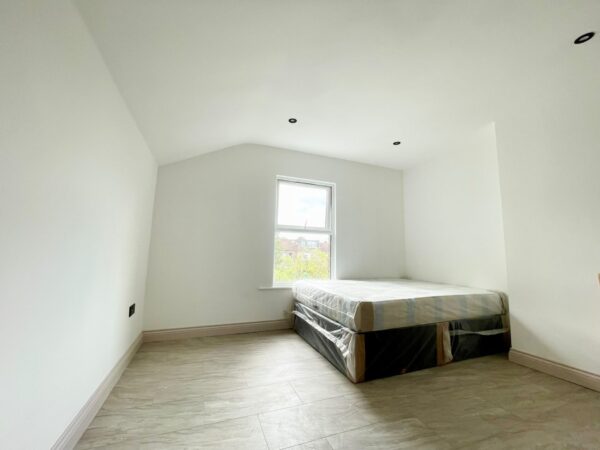 Station Road , London, NW4 3SX