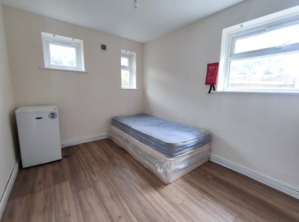 Handsworth Road, London, N17 6DB
