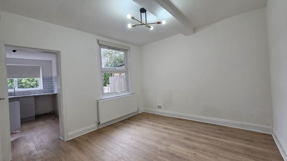 59 Brettenham Rd, London N18 2ET
