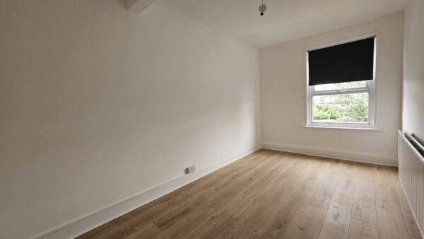 59 Brettenham Rd, London N18 2ET