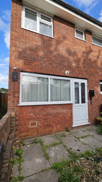Skarnings Ct, Winters Way, Waltham Abbey EN9 3HE